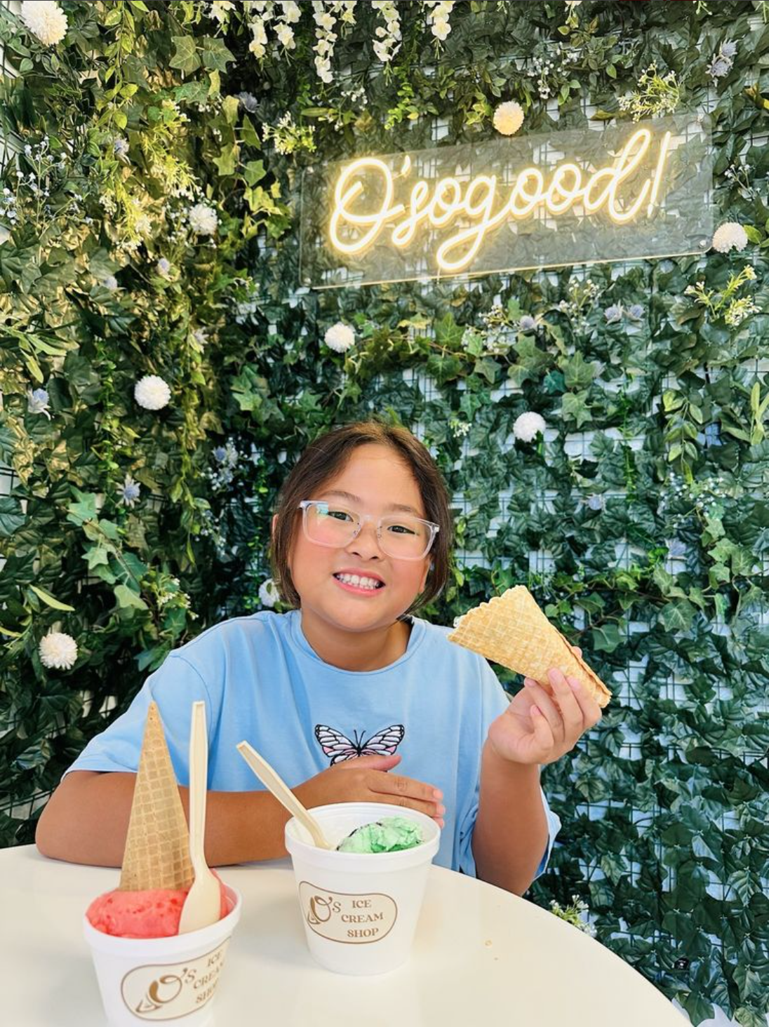 Customer enjoying ice cream at O's